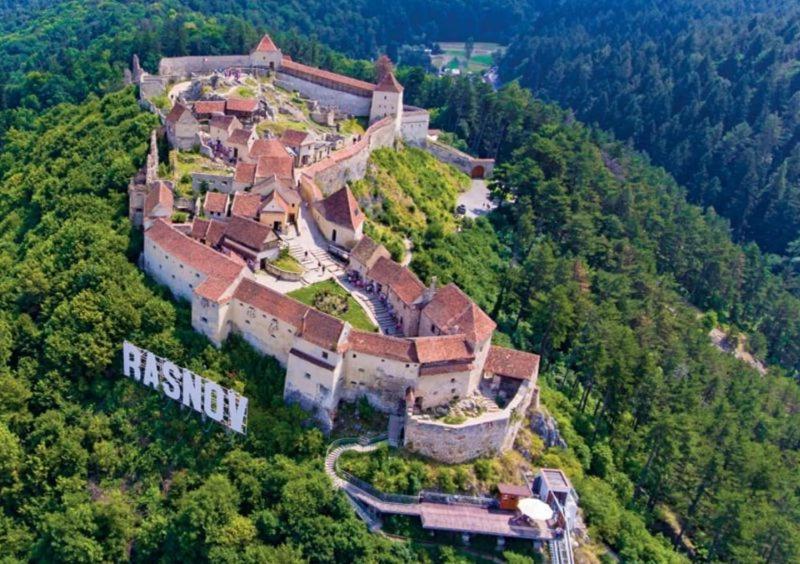 Panoramic Residence Zărneşti Buitenkant foto